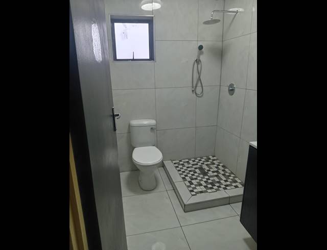 3 BEDROOM FLAT TO LET IN BRACKENHAM